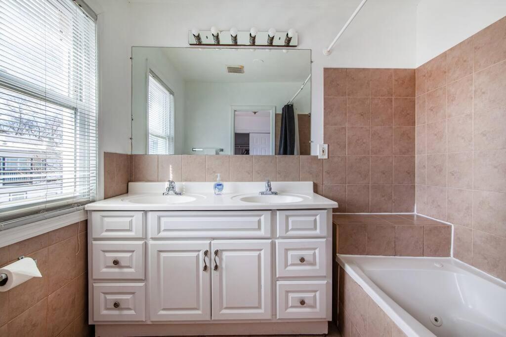 Relaxing, Spacious, Private, Walkable In Petworth! Washington Ngoại thất bức ảnh